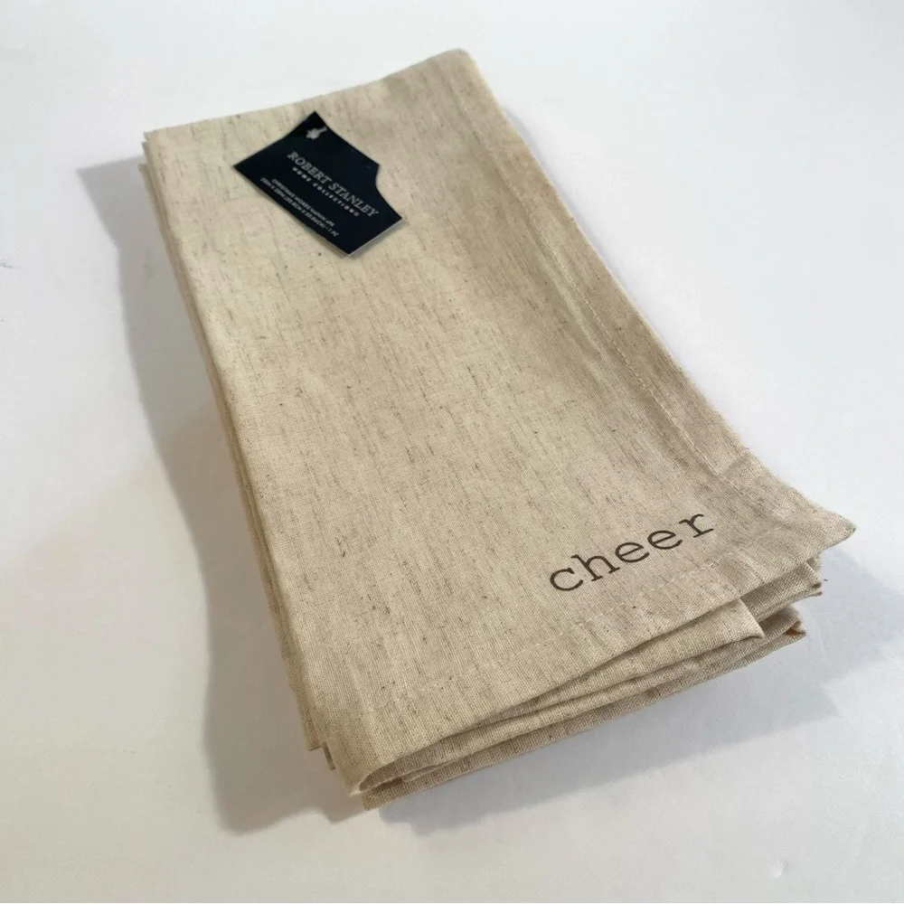 Robert Stanley Home Collection Christmas Words 4 Pack 20 x 20 Natural Napkin Set
